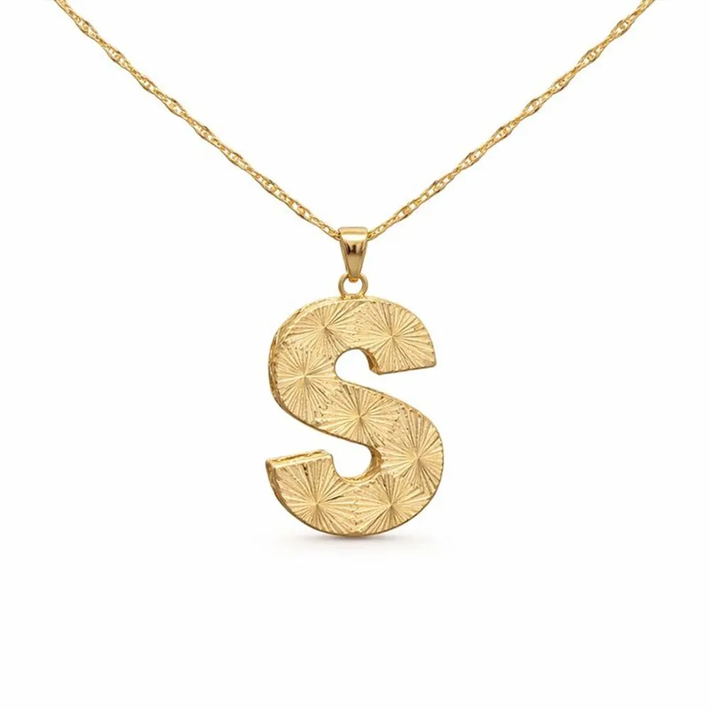 Kalemli Model Altın Harf Kolye Ucu – Büyük Boy Modern Tasarım (2,10 × 1,6 cm – 0,3 mm)
